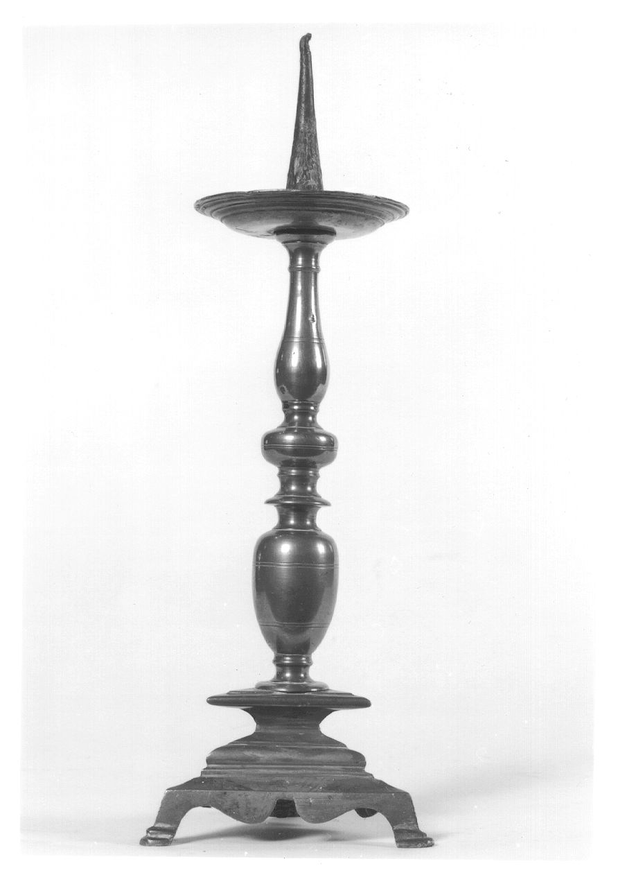 candeliere d'altare, opera isolata - ambito lombardo-novarese (sec. XVII)