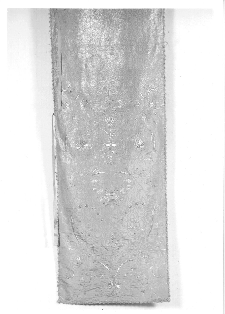 coprileggio d'altare, elemento d'insieme - manifattura italiana (seconda metà sec. XIX)