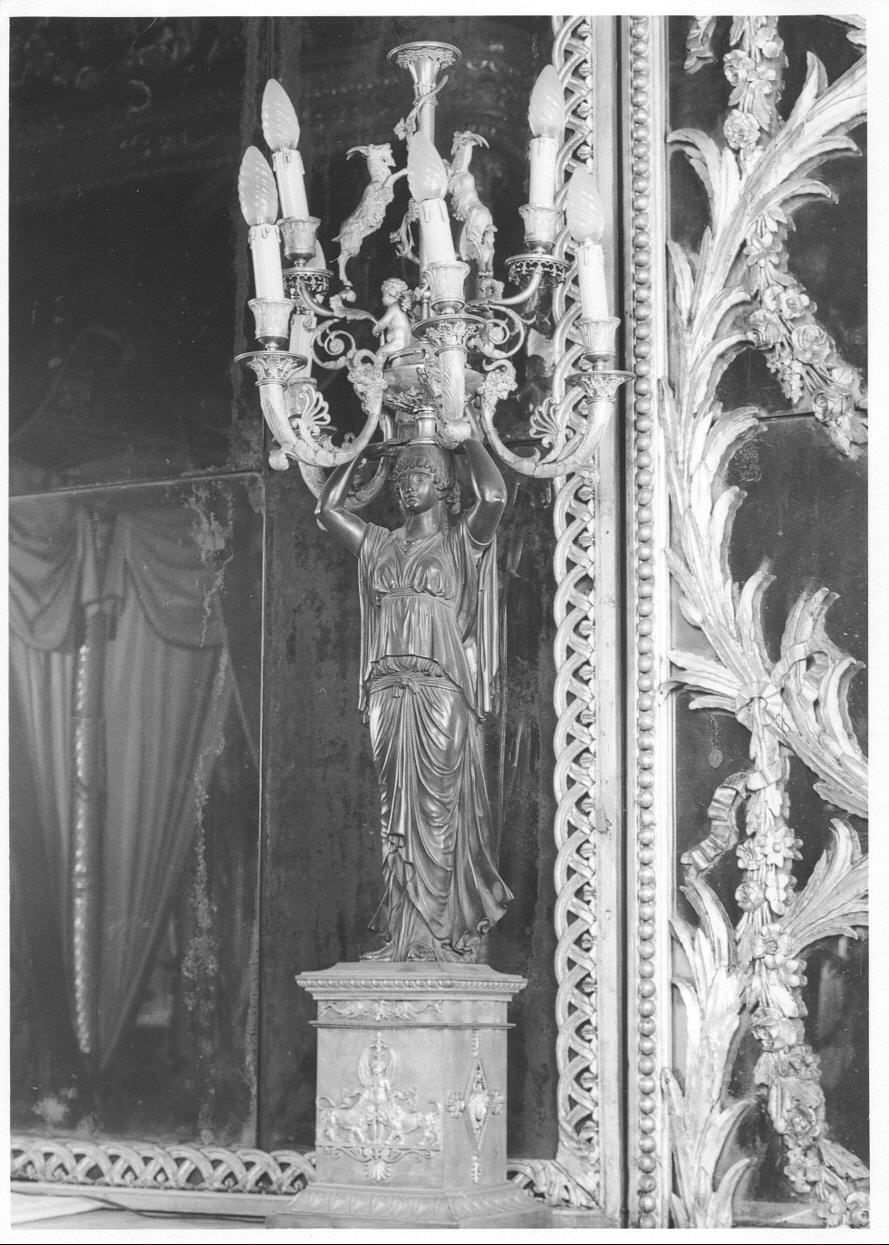 candelabro - a statua, serie - bottega francese (secondo quarto sec. XIX)