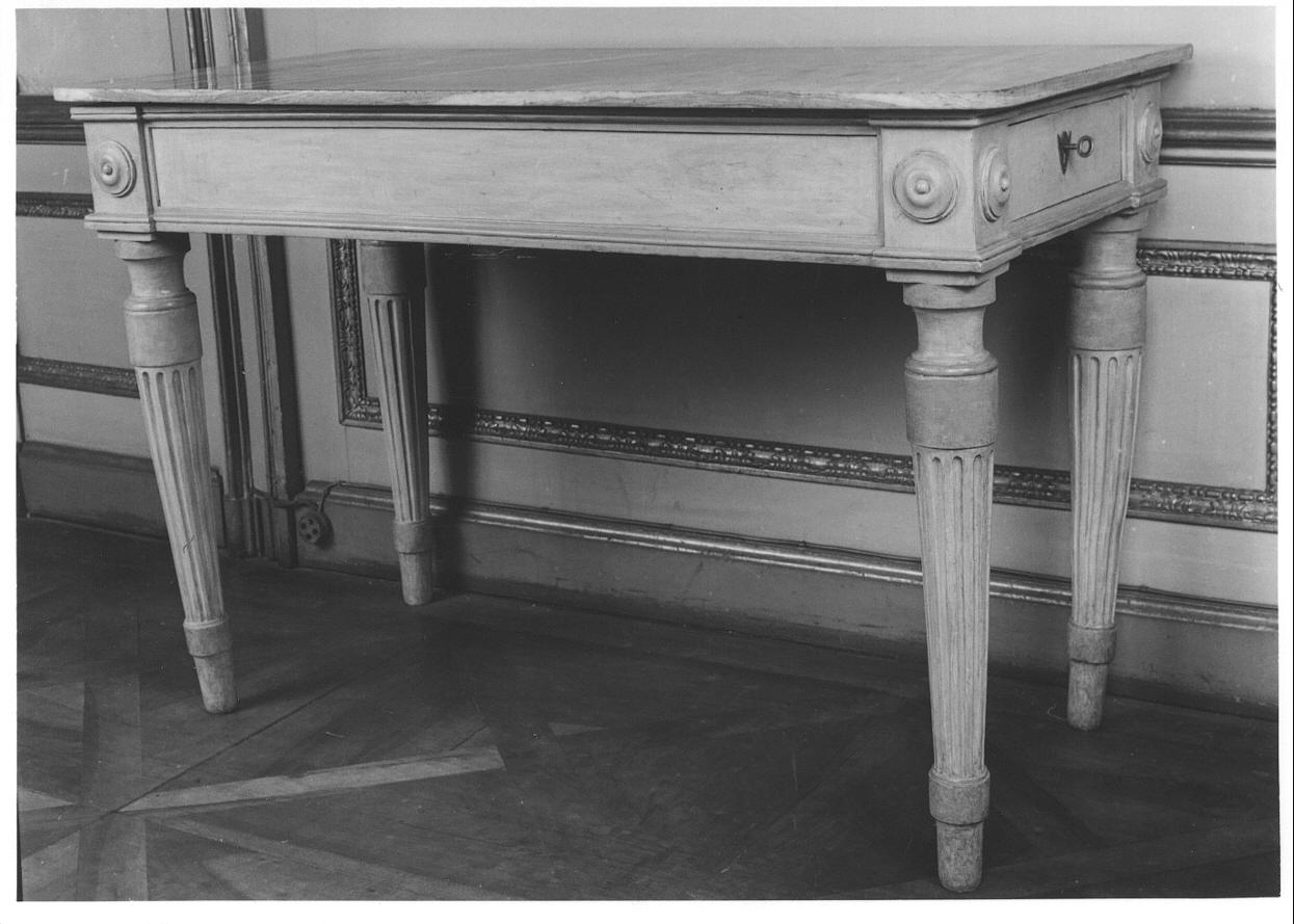 tavolo, opera isolata - bottega piemontese (primo quarto sec. XIX)