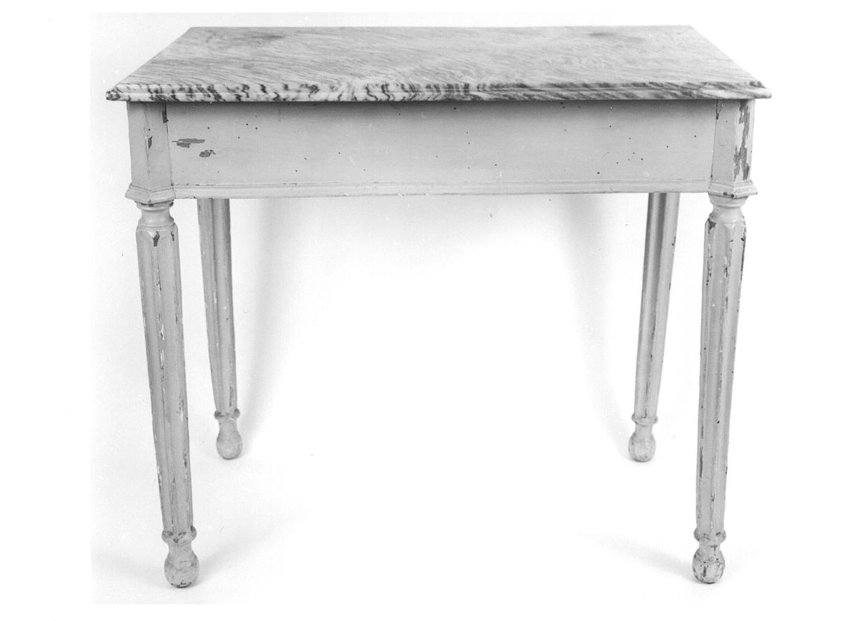 tavolino, opera isolata - bottega piemontese (fine/inizio secc. XVIII/ XIX)