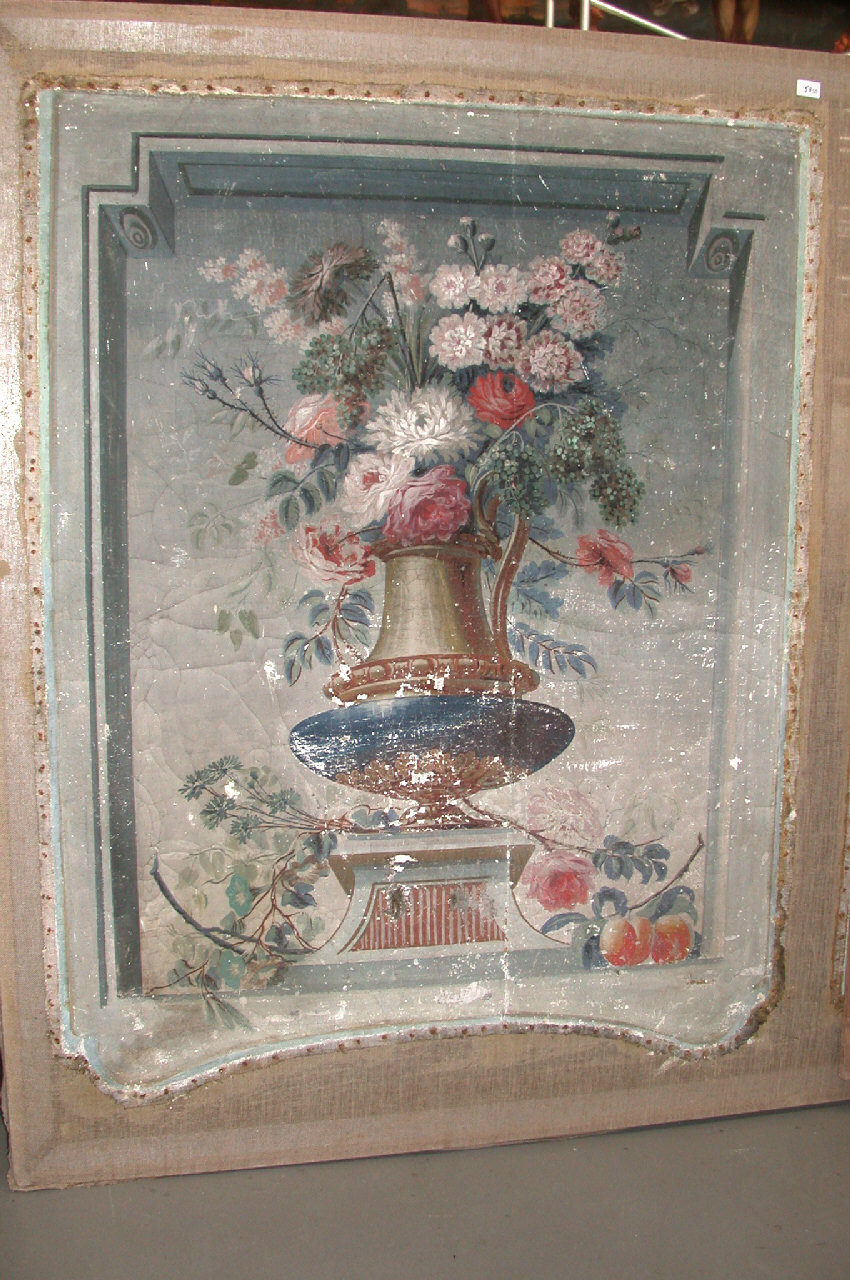 vaso con fiori (sovrapporta, elemento d'insieme) - ambito piemontese (ultimo quarto sec. XVIII)