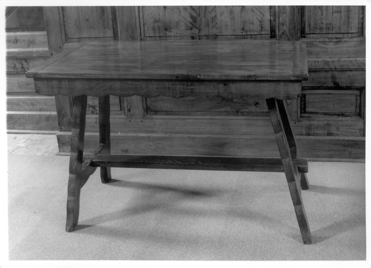 tavolo, opera isolata - bottega piemontese (ultimo quarto sec. XIX)