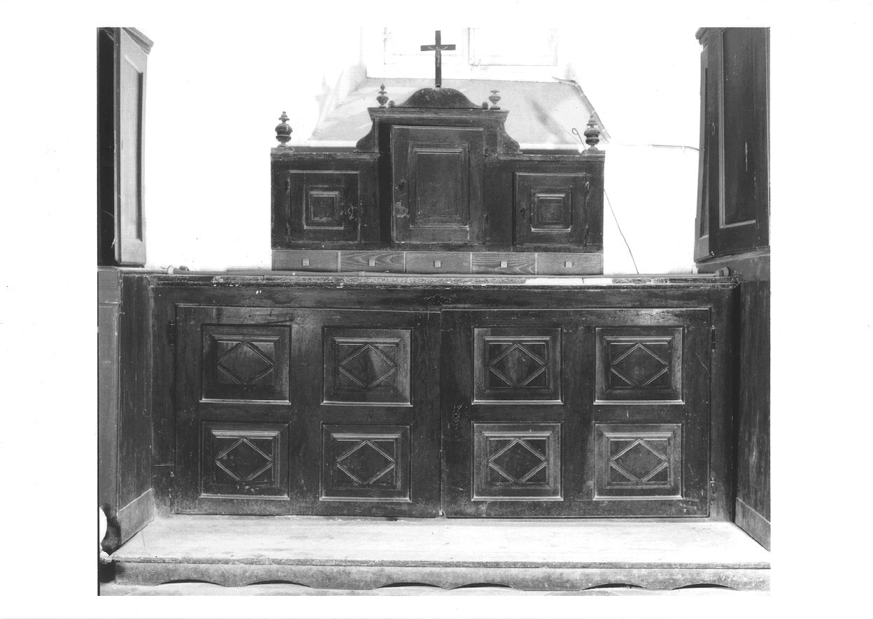 armadio da sacrestia, opera isolata - ambito piemontese (ultimo quarto sec. XVII)