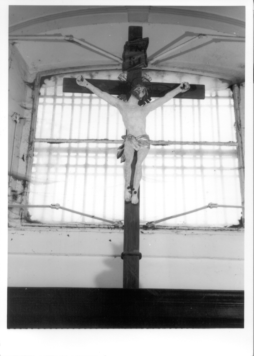 Cristo crocifisso trionfante (scultura, opera isolata) - bottega cusiana (seconda metà sec. XIX)