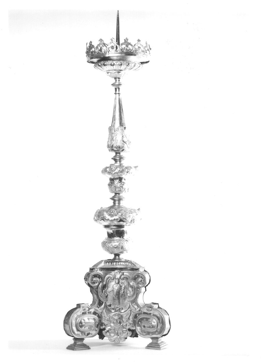 candeliere d'altare, serie - ambito lombardo-novarese (prima metà sec. XVIII)