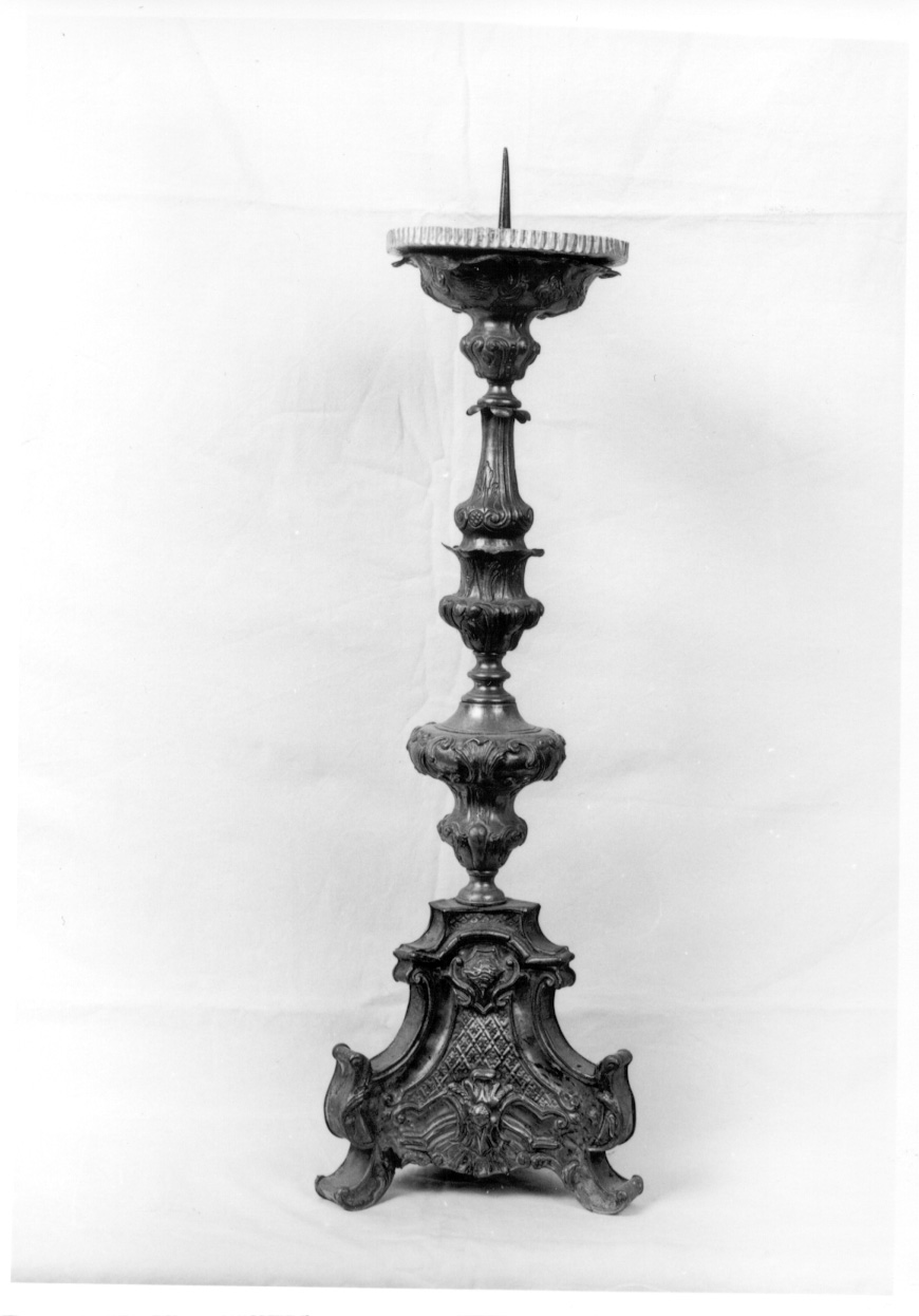 candeliere d'altare, serie - ambito lombardo (seconda metà sec. XVIII)