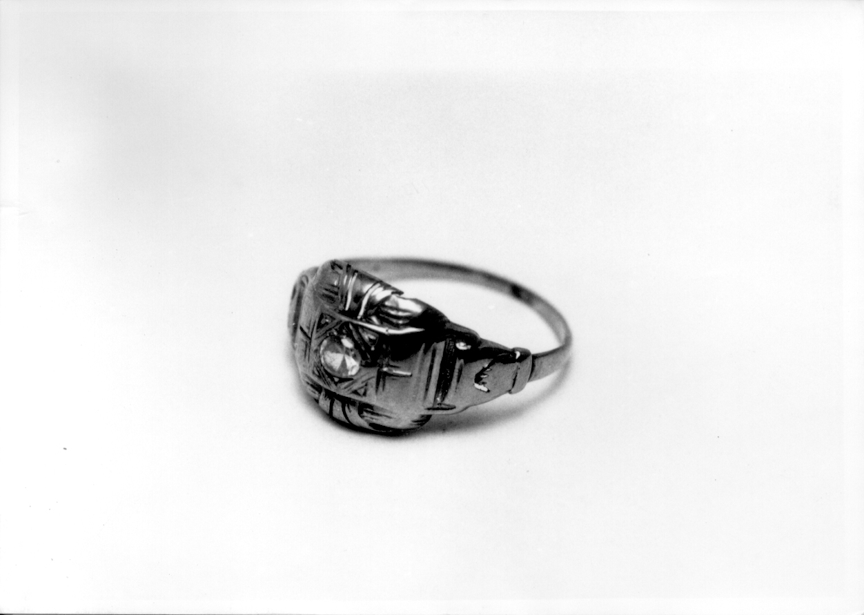anello, opera isolata - manifattura di Valenza (secondo quarto sec. XX)