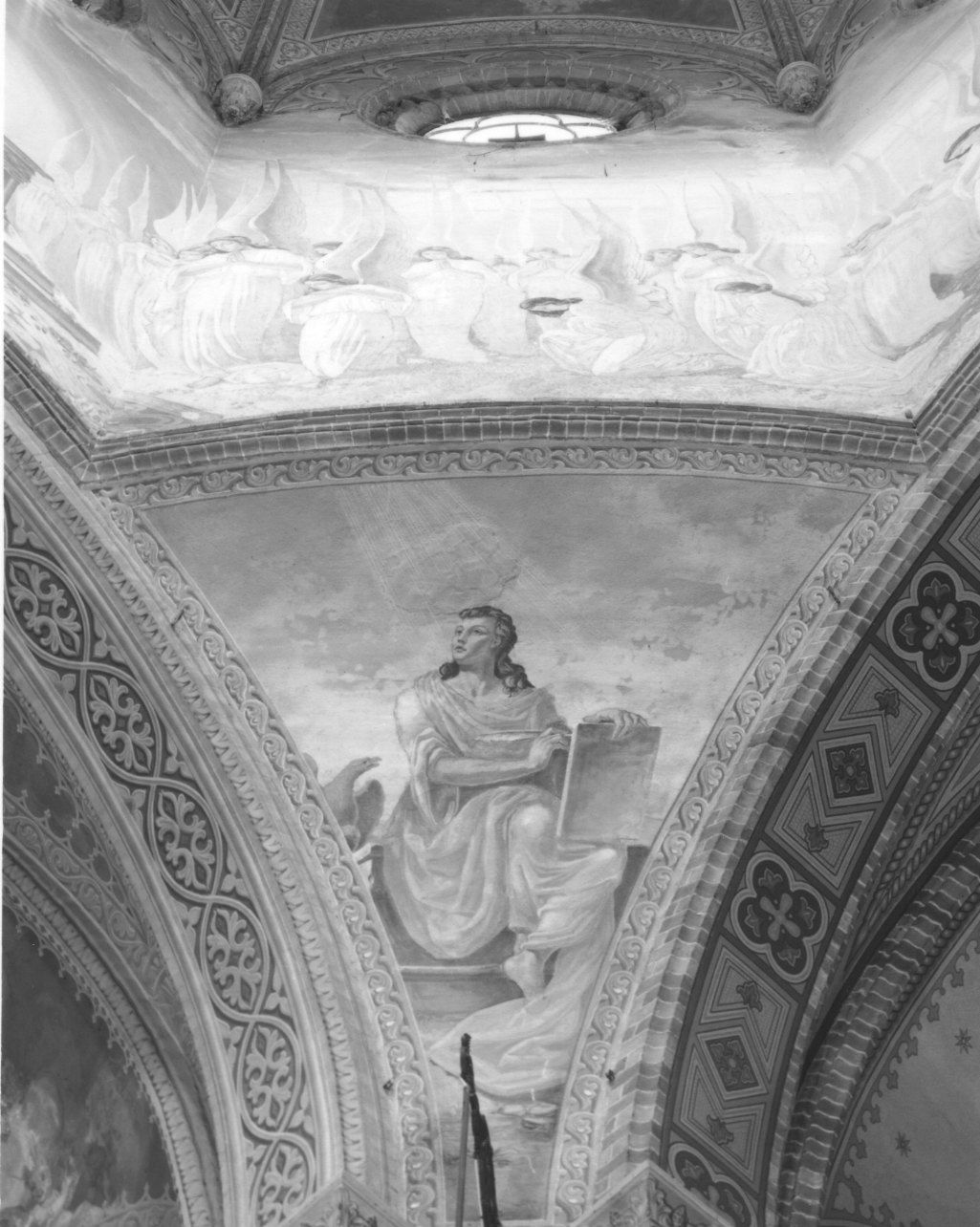San Giovanni Evangelista (dipinto, elemento d'insieme) di Macciò Giovanni Battista (prima metà sec. XX)