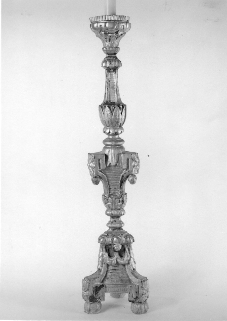 candeliere d'altare, serie - ambito piemontese (seconda metà sec. XVIII)