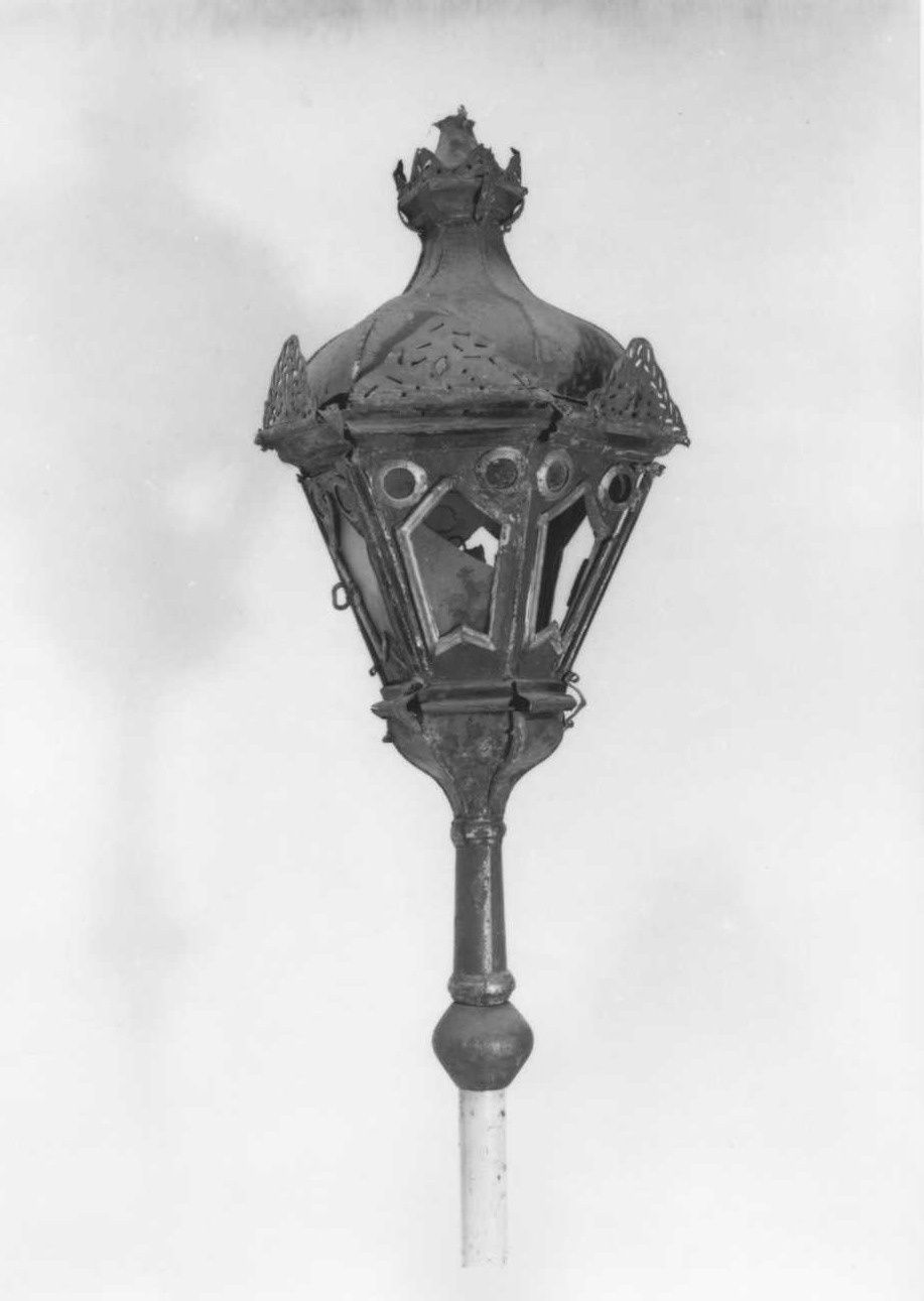 lanterna processionale, serie - produzione piemontese (sec. XVIII)