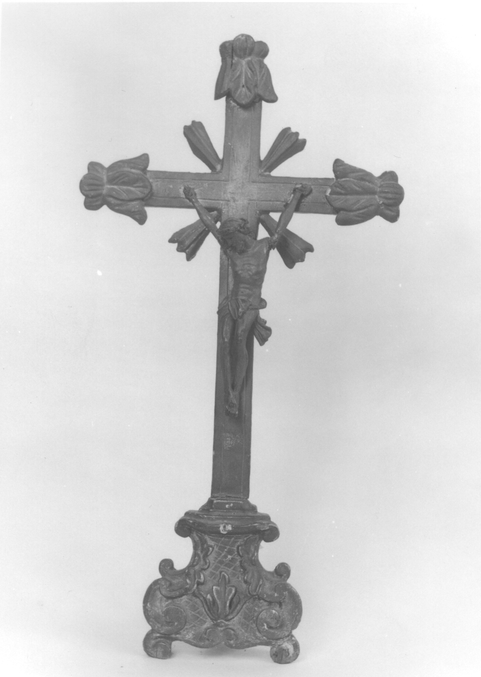 Cristo crocifisso dolente (croce d'altare, opera isolata) - ambito ligure-piemontese (prima metà sec. XVIII)
