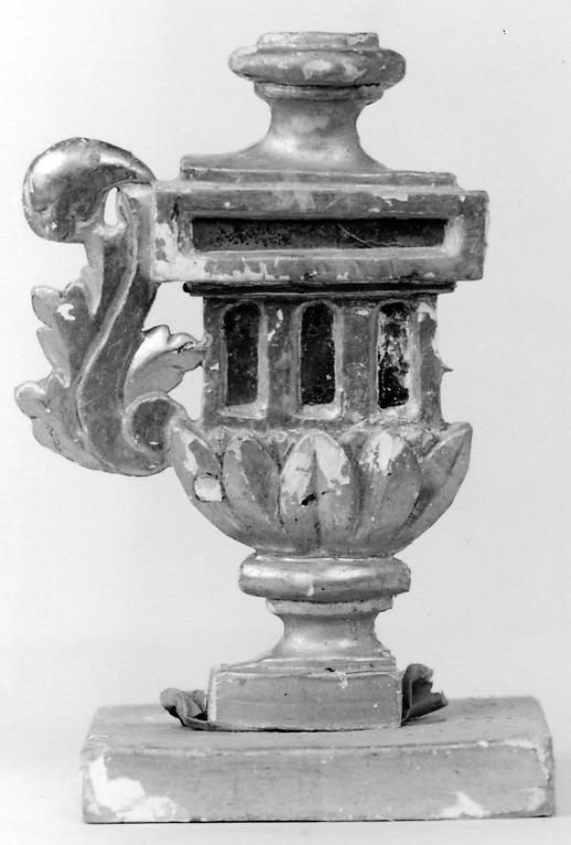 vaso d'altare, serie - ambito piemontese (prima metà sec. XIX)