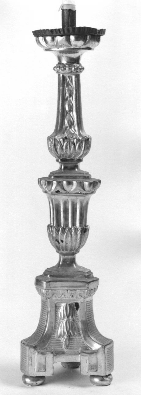 candelabro, serie - ambito piemontese (prima metà sec. XX)