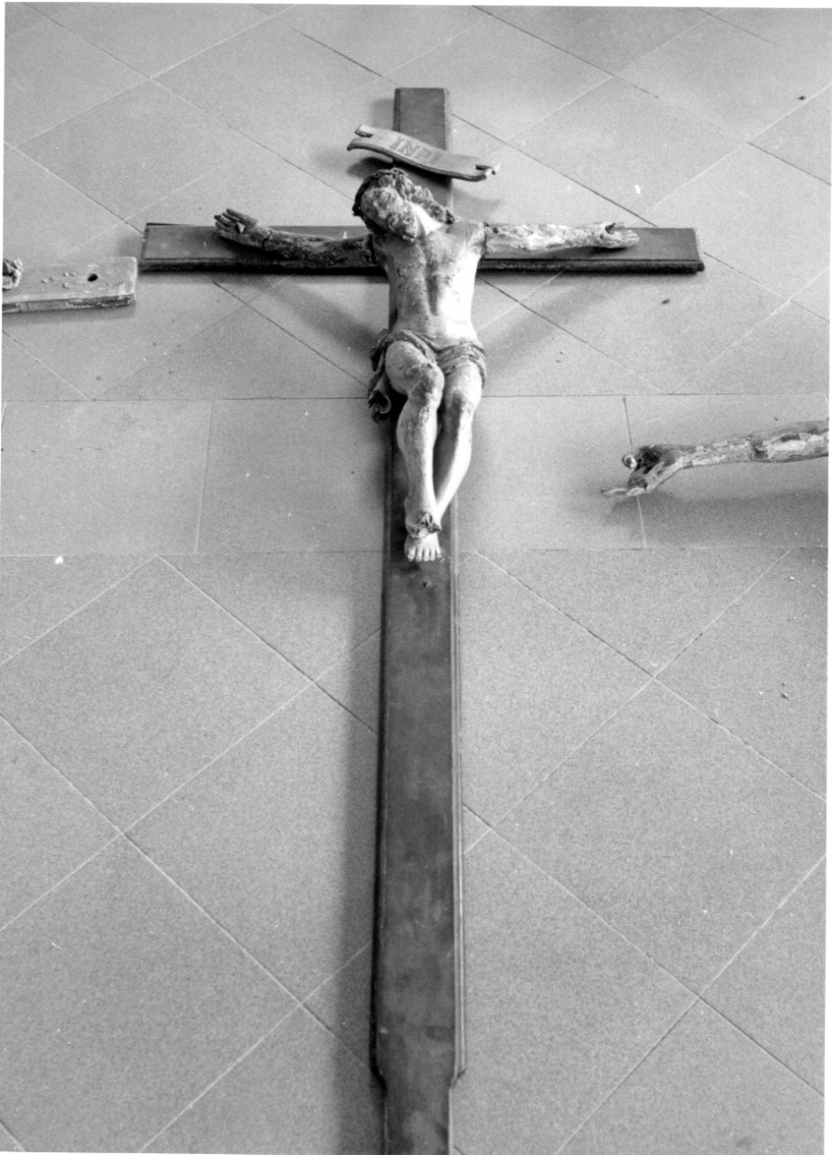 Cristo crocifisso (crocifisso, opera isolata) - bottega della Valsesia (prima metà sec. XVII)