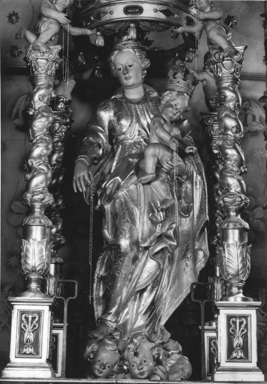 Madonna del Rosario (statua, opera isolata) - bottega ossolana (fine sec. XVII)