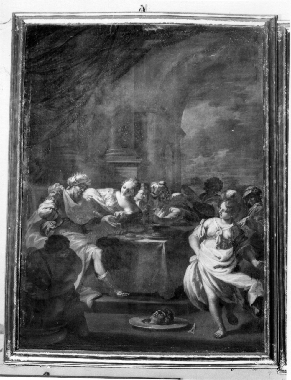 Salome consegna la testa di San Giovanni Battista a Erodiade (dipinto, opera isolata) di Grassi Tarquinio (inizio sec. XVIII)