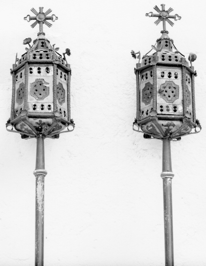 lanterna processionale, serie - manifattura ossolana (prima metà sec. XIX)