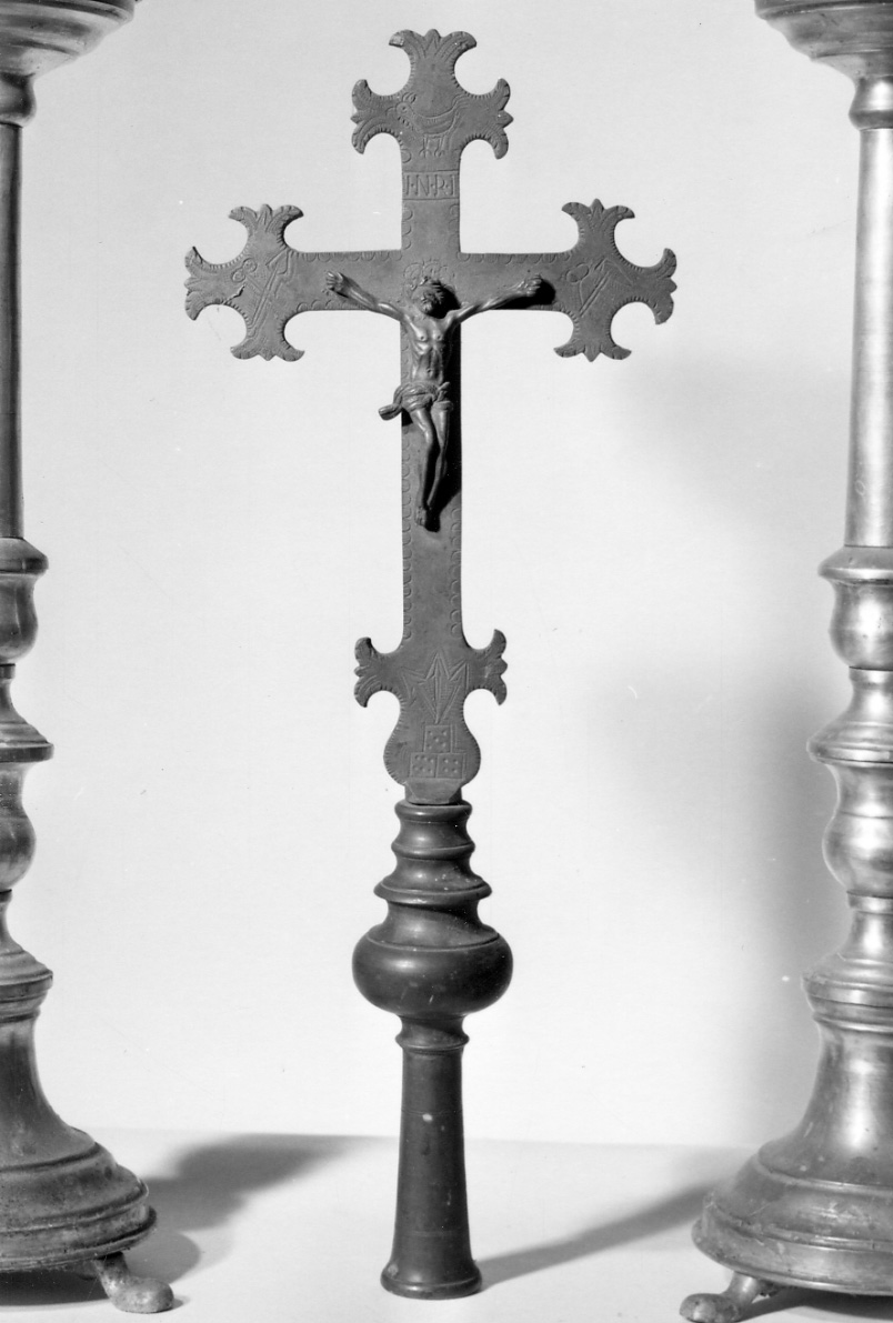 Cristo crocifisso (croce processionale, opera isolata) - manifattura italiana (prima metà sec. XVIII)