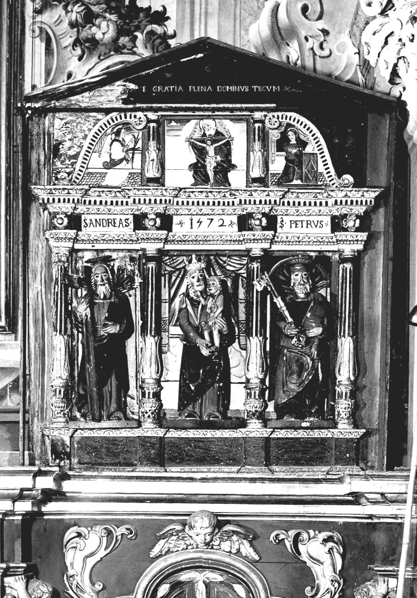 Madonna con Bambino (scultura, elemento d'insieme) - ambito della Valsesia (sec. XVI)