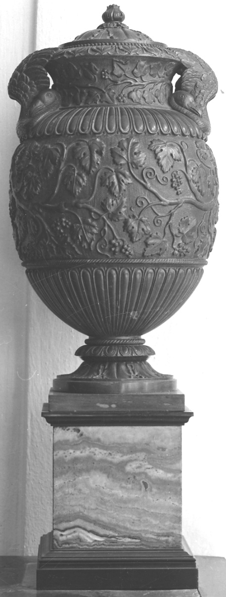 vaso, opera isolata - manifattura romana (primo quarto sec. XIX)