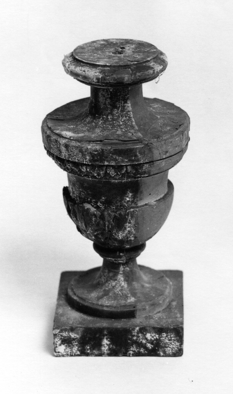 vaso d'altare per composizione floreale, serie - ambito ligure-piemontese (prima metà sec. XIX)