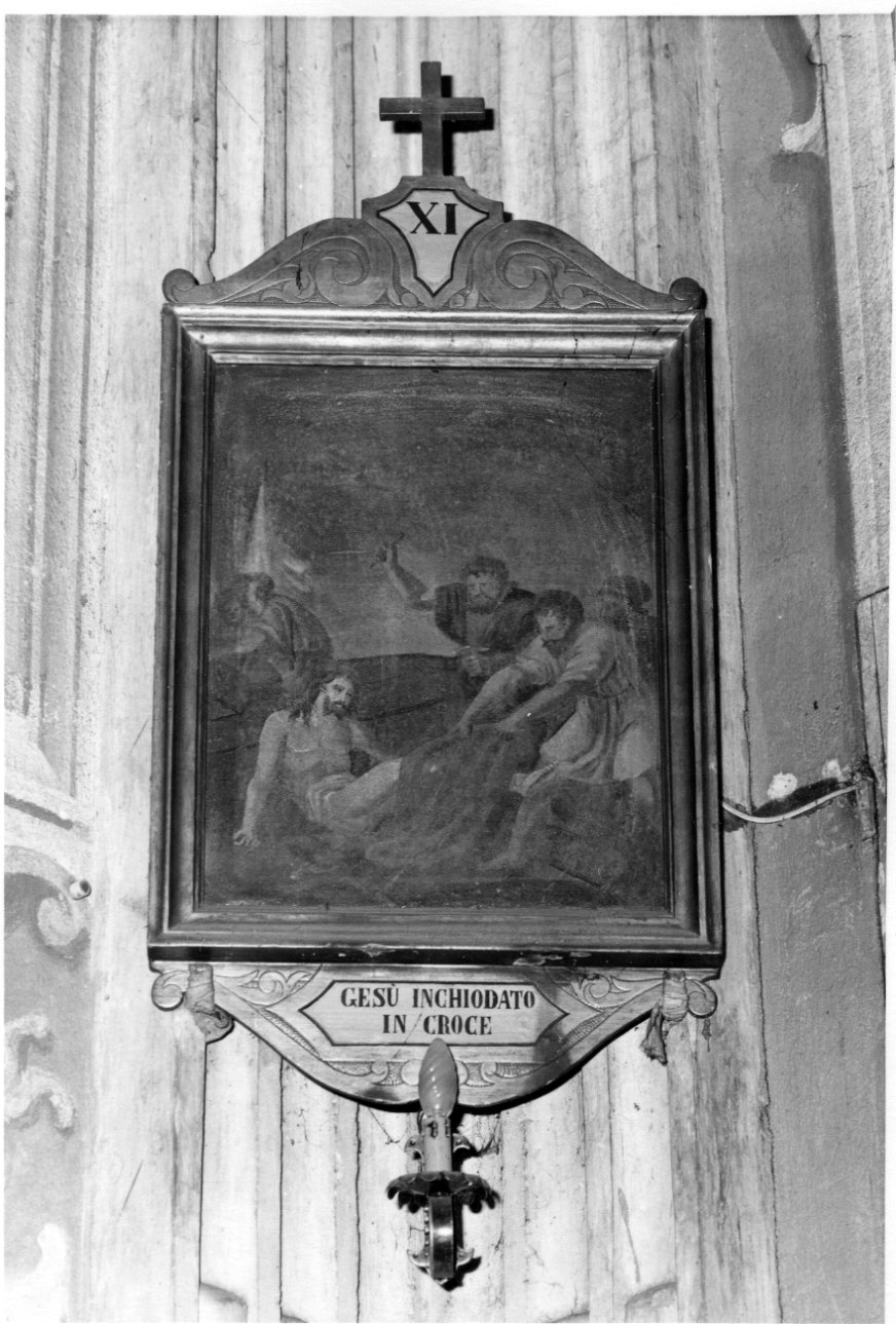 stazione XI: Gesù inchiodato alla croce (dipinto) - ambito ligure-piemontese (fine/inizio secc. XIX/ XX)