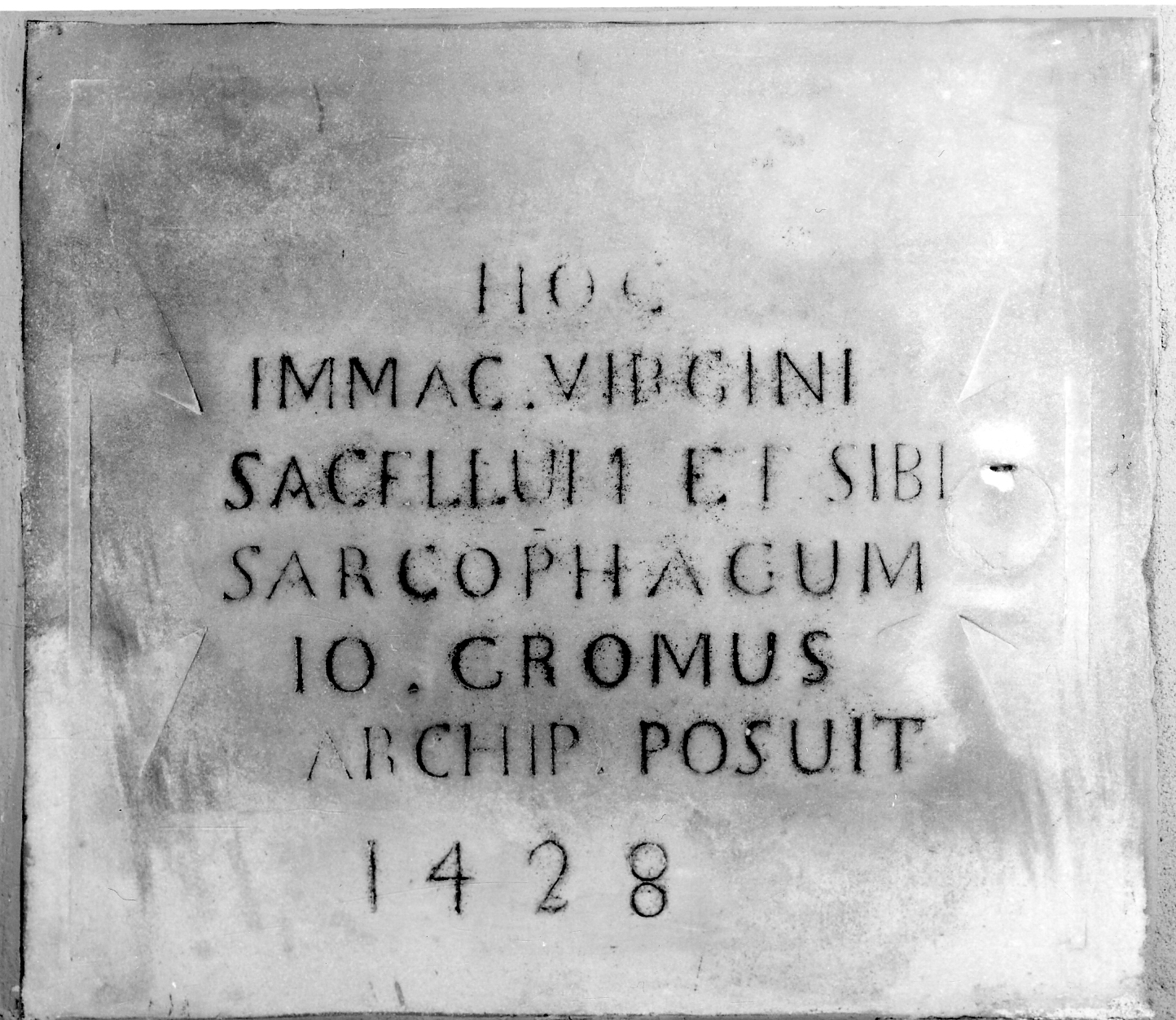 lapide tombale, opera isolata - ambito piemontese (fine sec. XV)