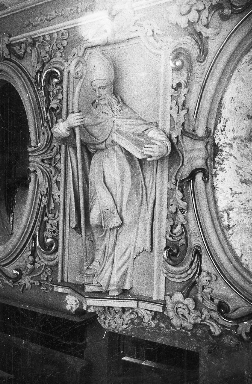 Santo vescovo (statua, opera isolata) - ambito piemontese (inizio sec. XVIII)