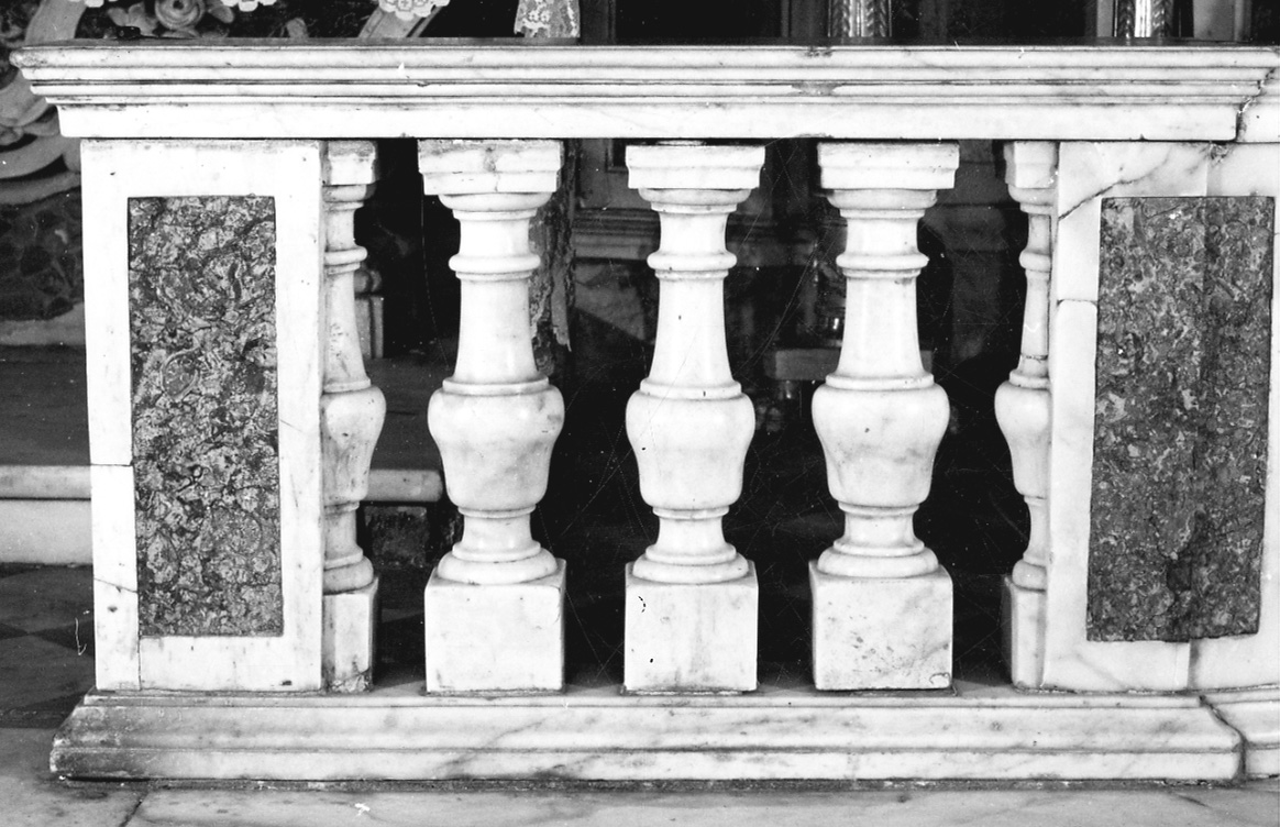 balaustrata di cappella, paio - bottega liguro-piemontese (terzo quarto sec. XVIII)