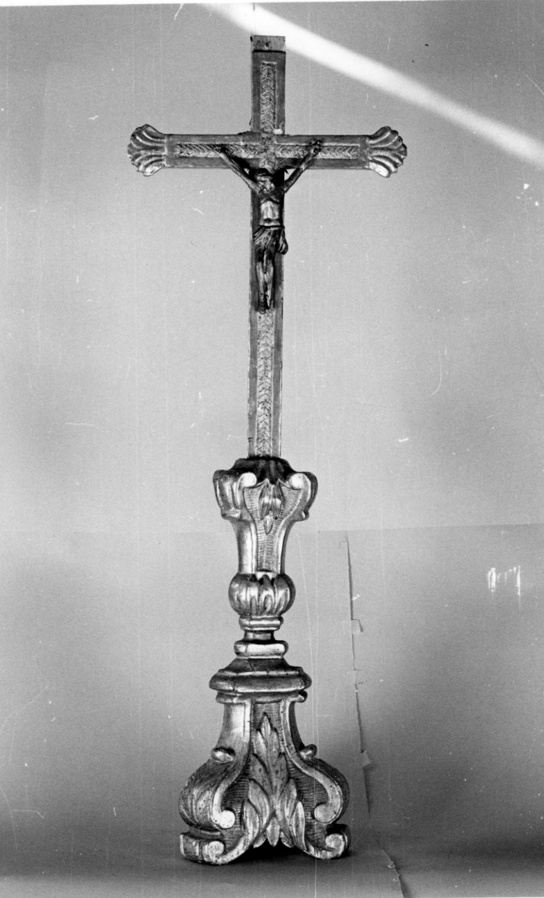 Cristo crocifisso (croce d'altare, opera isolata) - bottega alessandrina (sec. XIX)