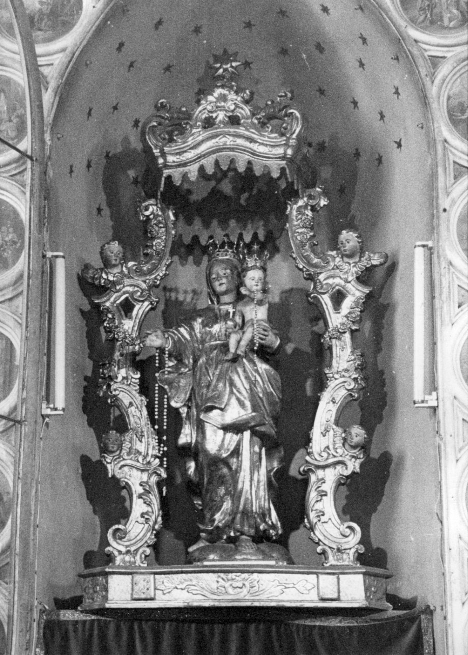Madonna del Rosario (statua, opera isolata) - bottega Italia centro-settentrionale (sec. XVIII)