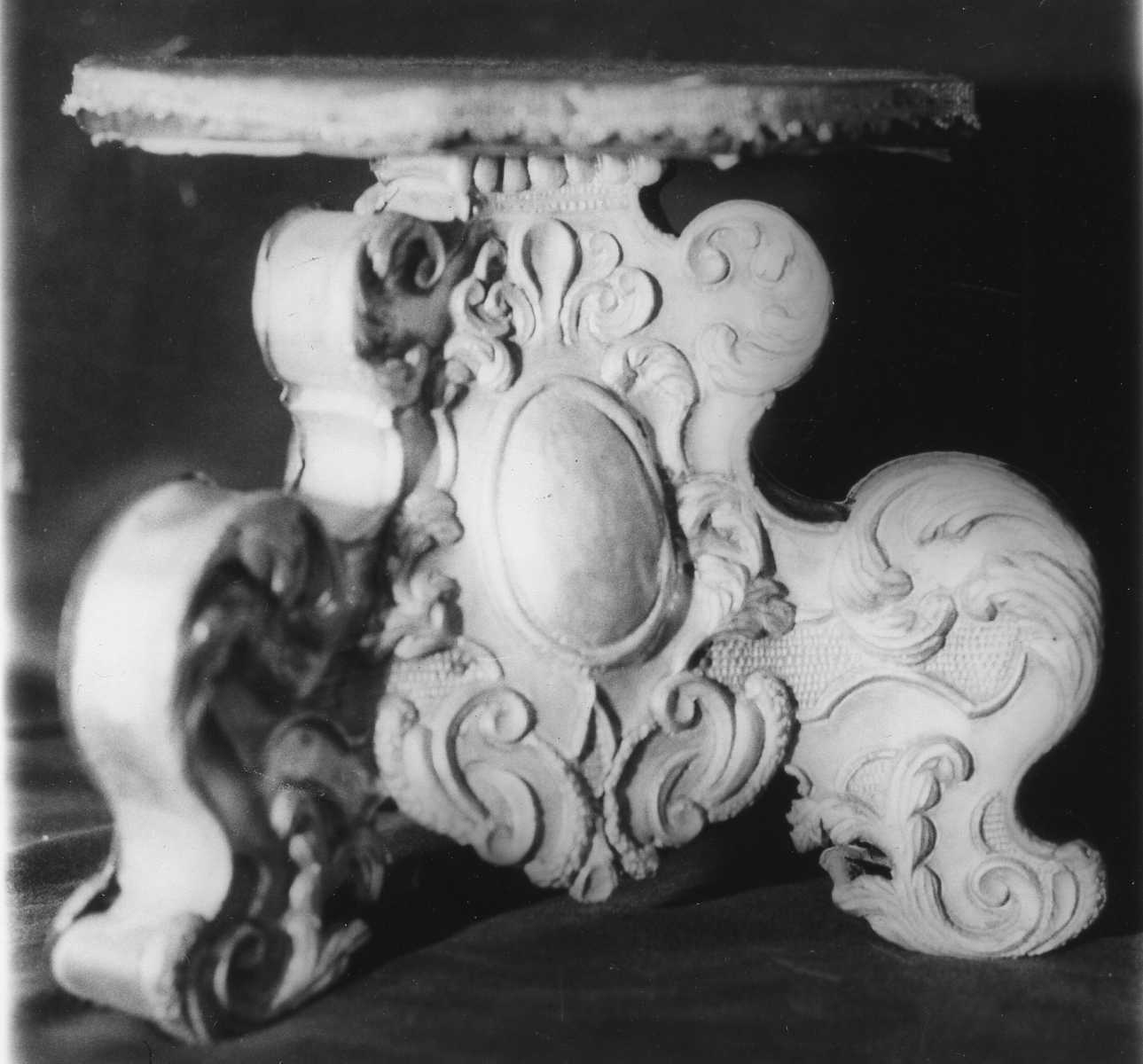 candeliere, frammento - bottega piemontese (fine sec. XVII)