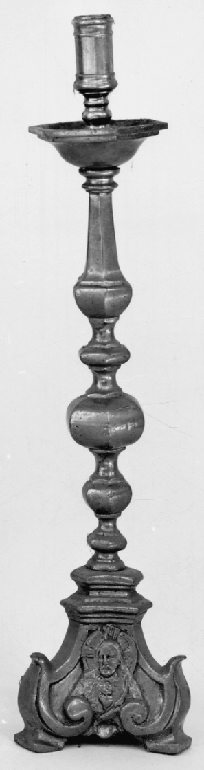 candelabro, serie - bottega piemontese (secondo quarto sec. XX)