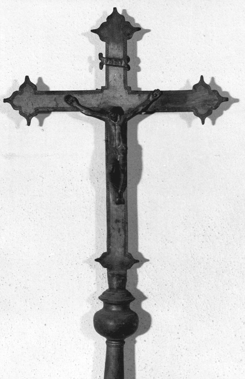 Cristo crocifisso (croce processionale, opera isolata) - bottega vercellese (prima metà sec. XVII)