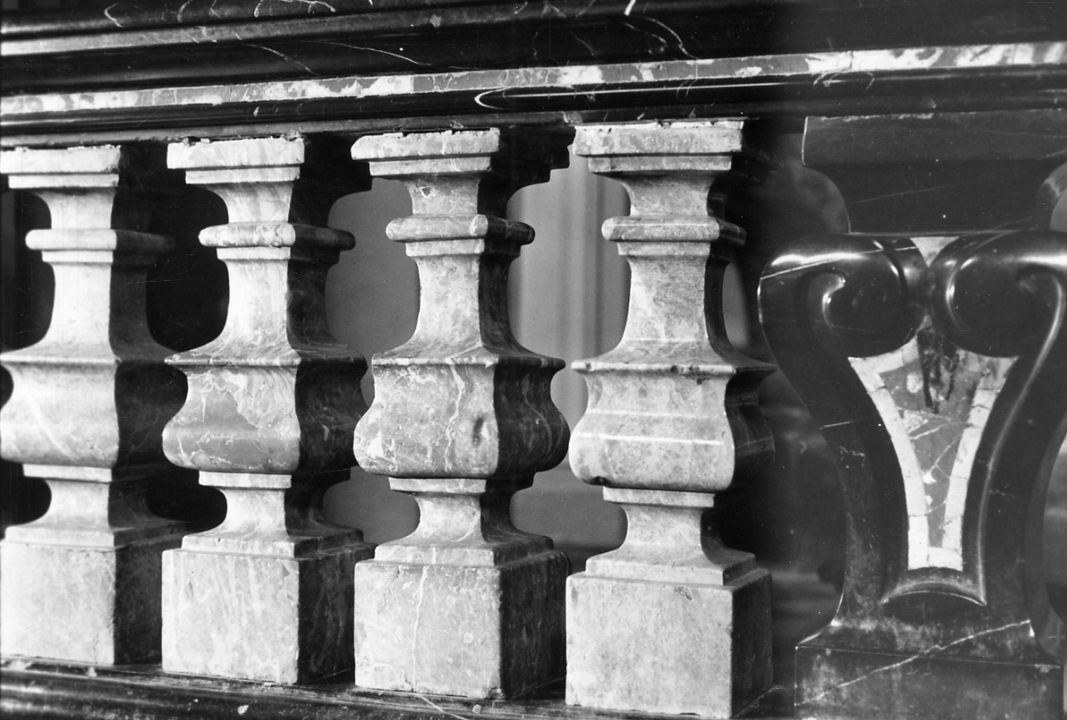 balaustrata di cappella, serie - bottega piemontese (sec. XVIII)