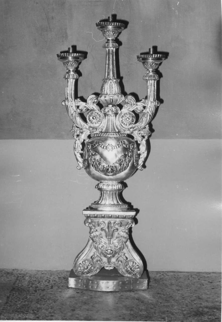 motivi decorativi (candelabro da chiesa, serie) - bottega biellese (sec. XIX)