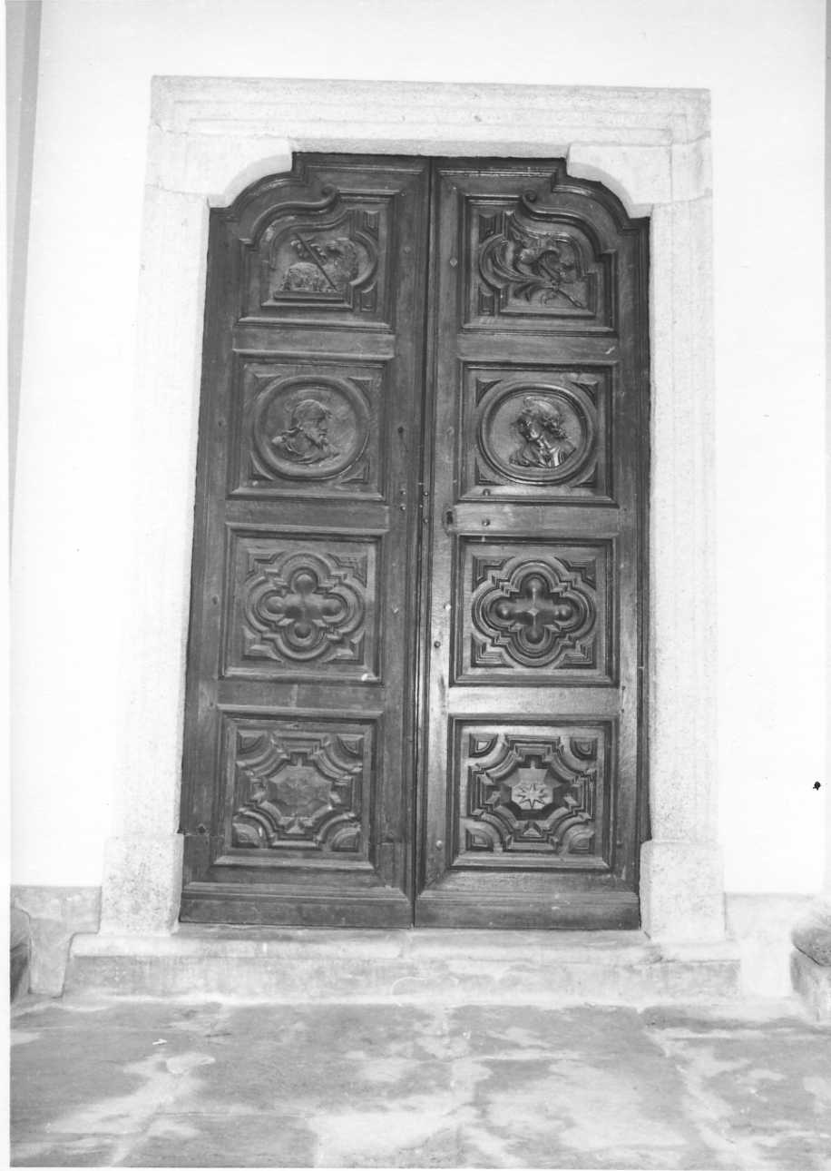 San Giovanni Battista e San Dionisio (portale maggiore, opera isolata) - bottega biellese (seconda metà sec. XVIII)