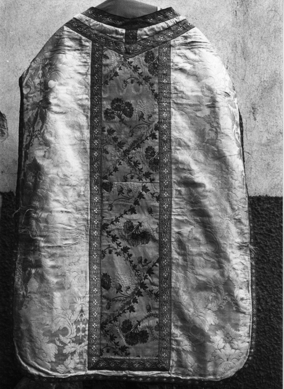 paramento liturgico, insieme - manifattura piemontese, manifattura italiana (fine/inizio sec. XVIII, secc. XIX/ XX)
