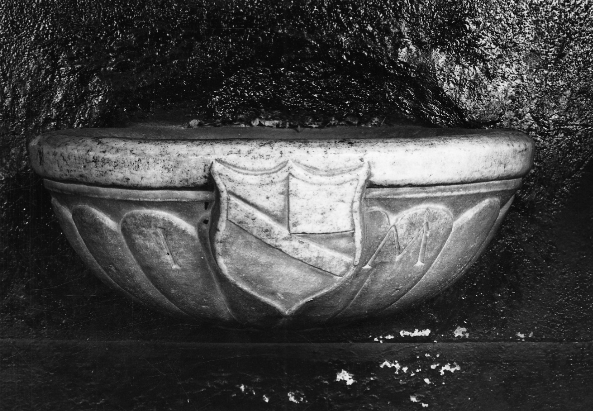 acquasantiera da parete, serie - bottega cuneese (sec. XVII)