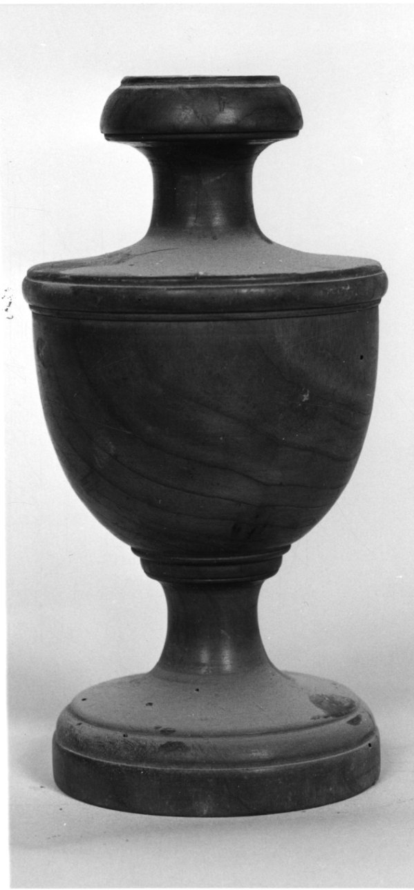 vaso d'altare per composizione floreale, serie - bottega piemontese (seconda metà sec. XIX)
