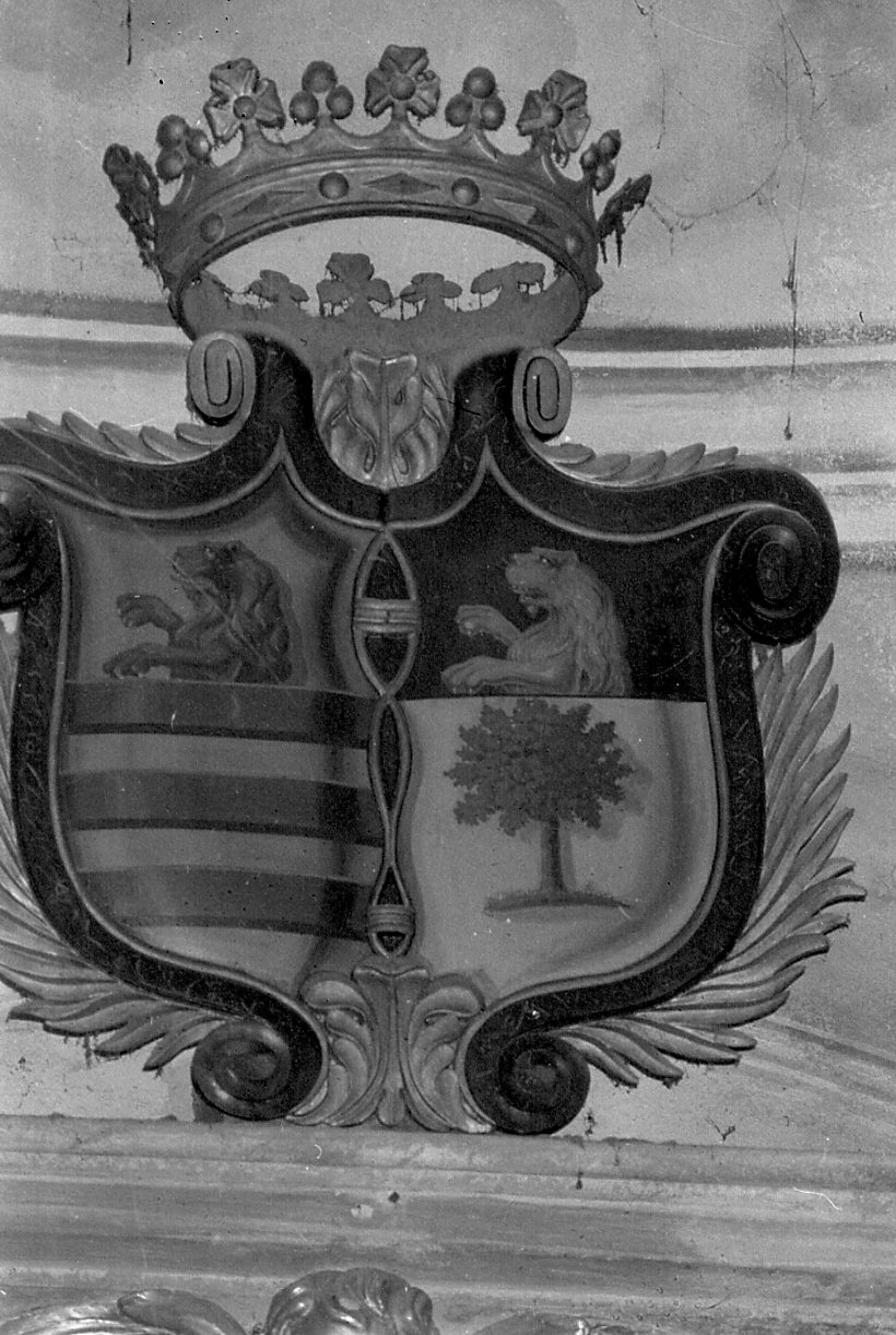 stemma gentilizio della famiglia Ferraris Dattili della Torre (scultura, opera isolata) - bottega cuneese (inizio sec. XIX)