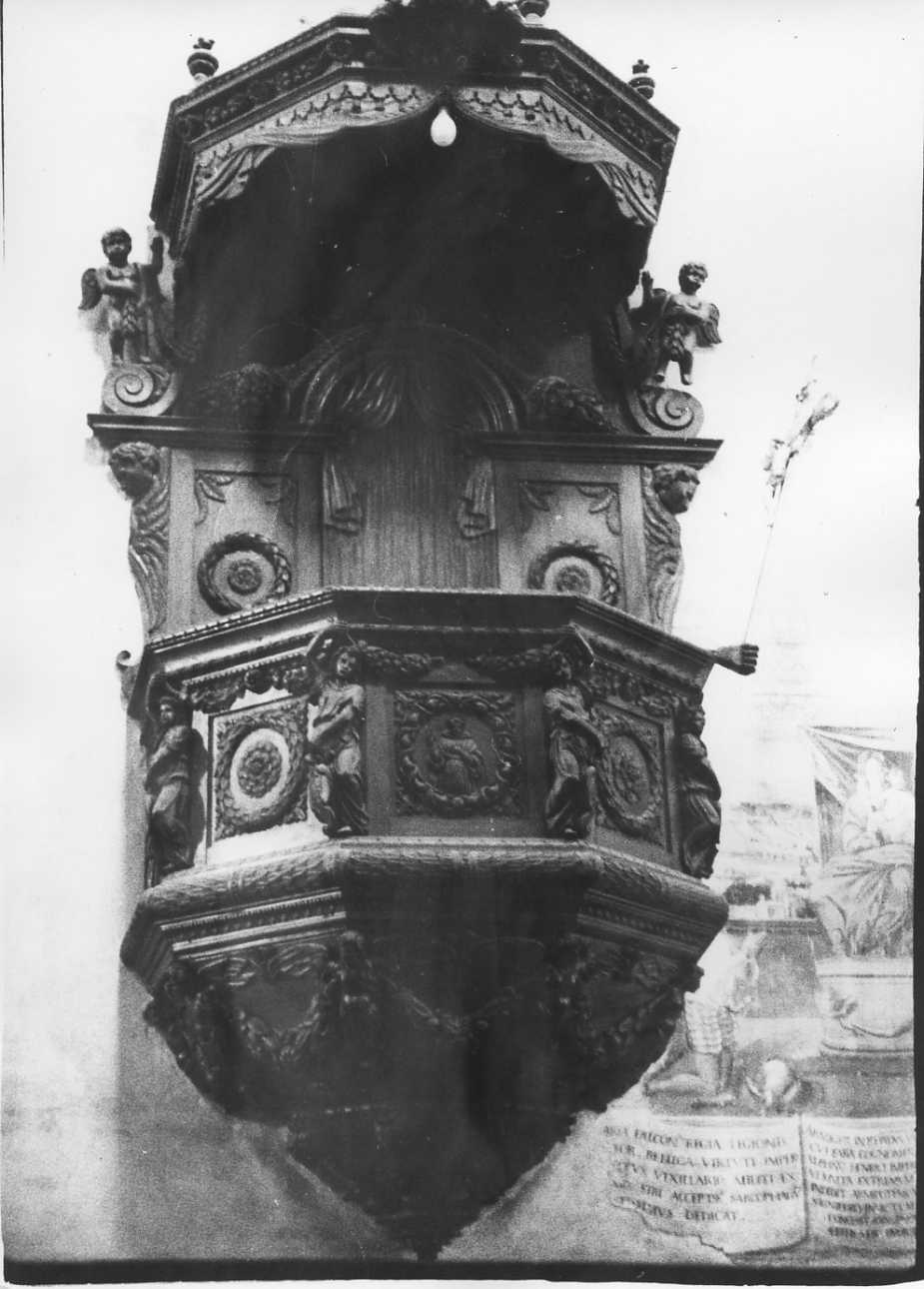 motivi decorativi a girali vegetali con angeli (pulpito, opera isolata) di Botto Pietro (attribuito) (sec. XVII)