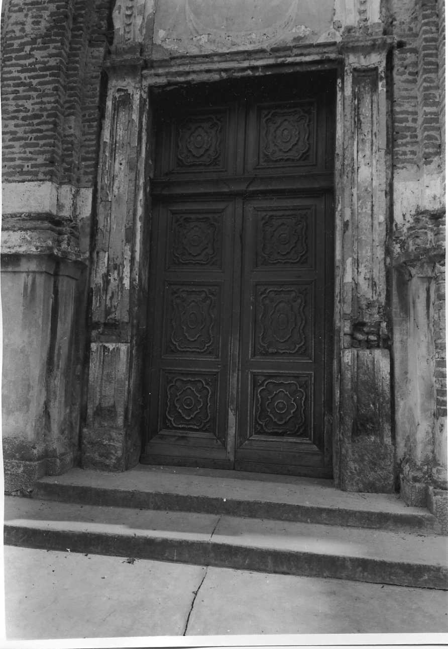 portale maggiore, opera isolata - bottega cuneese (metà sec. XVIII)