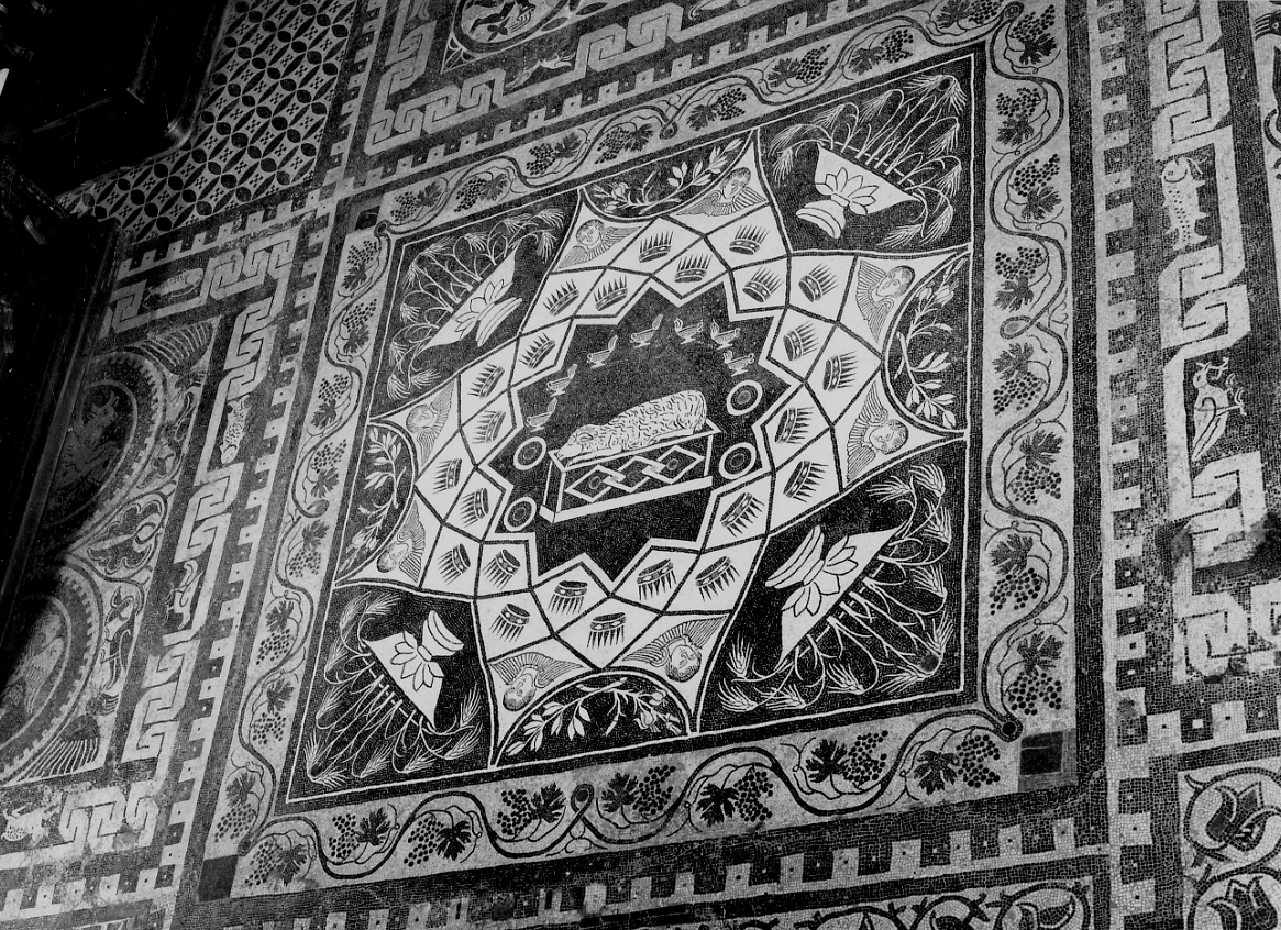 simboli dell'Apocalisse (decorazione musiva, opera isolata) di Avon Giovanni Battista - bottega padana (primo quarto, secondo quarto sec. XII, sec. XIX)