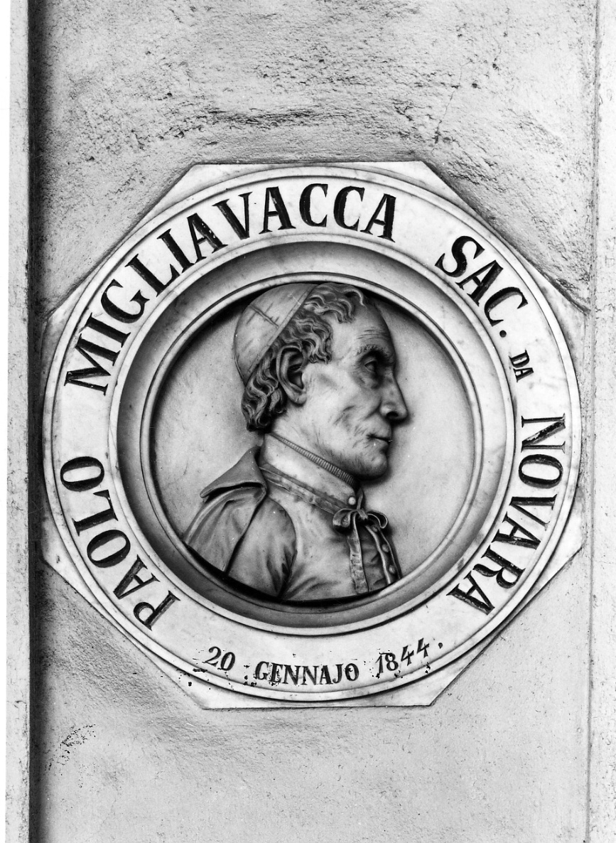 busto ritratto di Paolo Migliavacca (decorazione plastica, opera isolata) di Rondoni Alessandro (attribuito) (terzo quarto sec. XIX)