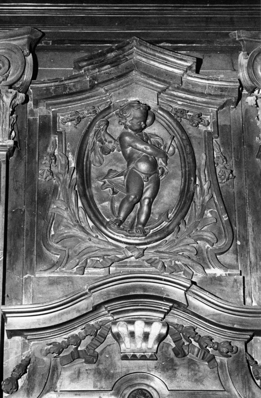 angelo (decorazione plastica, opera isolata) di Pozzi Francesco (inizio sec. XVIII)