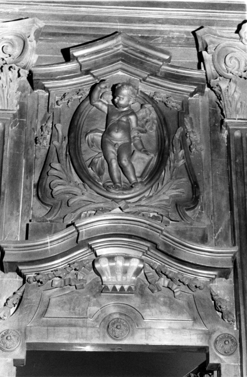 angelo (decorazione plastica, opera isolata) di Pozzi Francesco (inizio sec. XVIII)