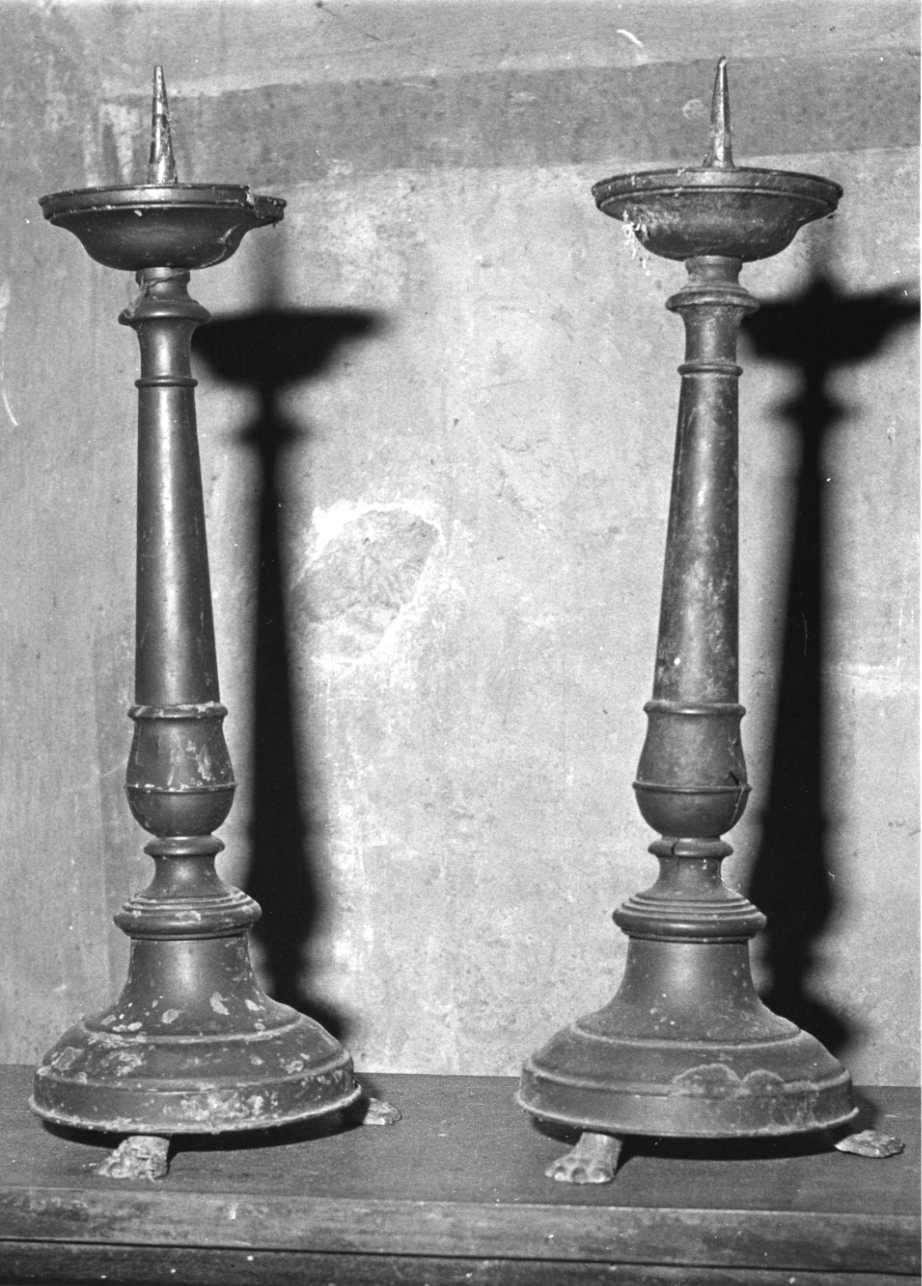 candeliere, serie - bottega novarese (secc. XVII/ XVIII)
