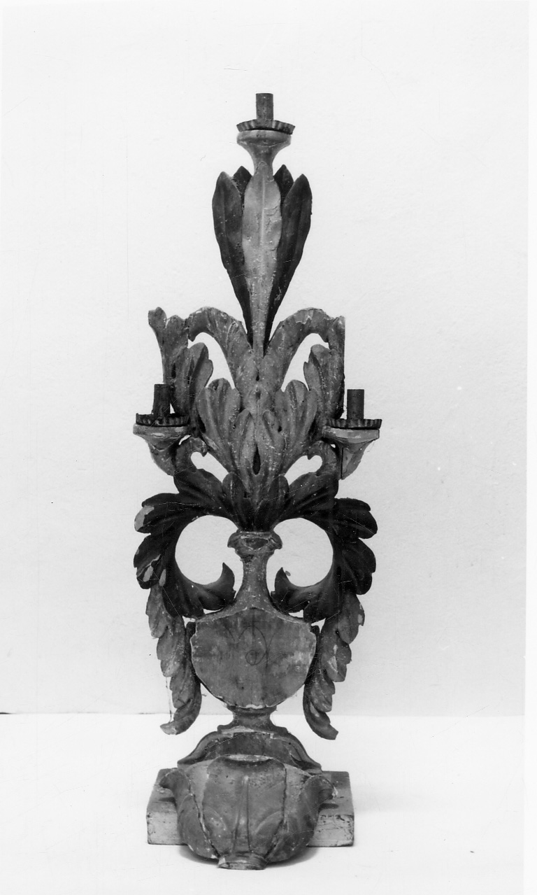 candelabro, serie - bottega piemontese (seconda metà sec. XVIII)